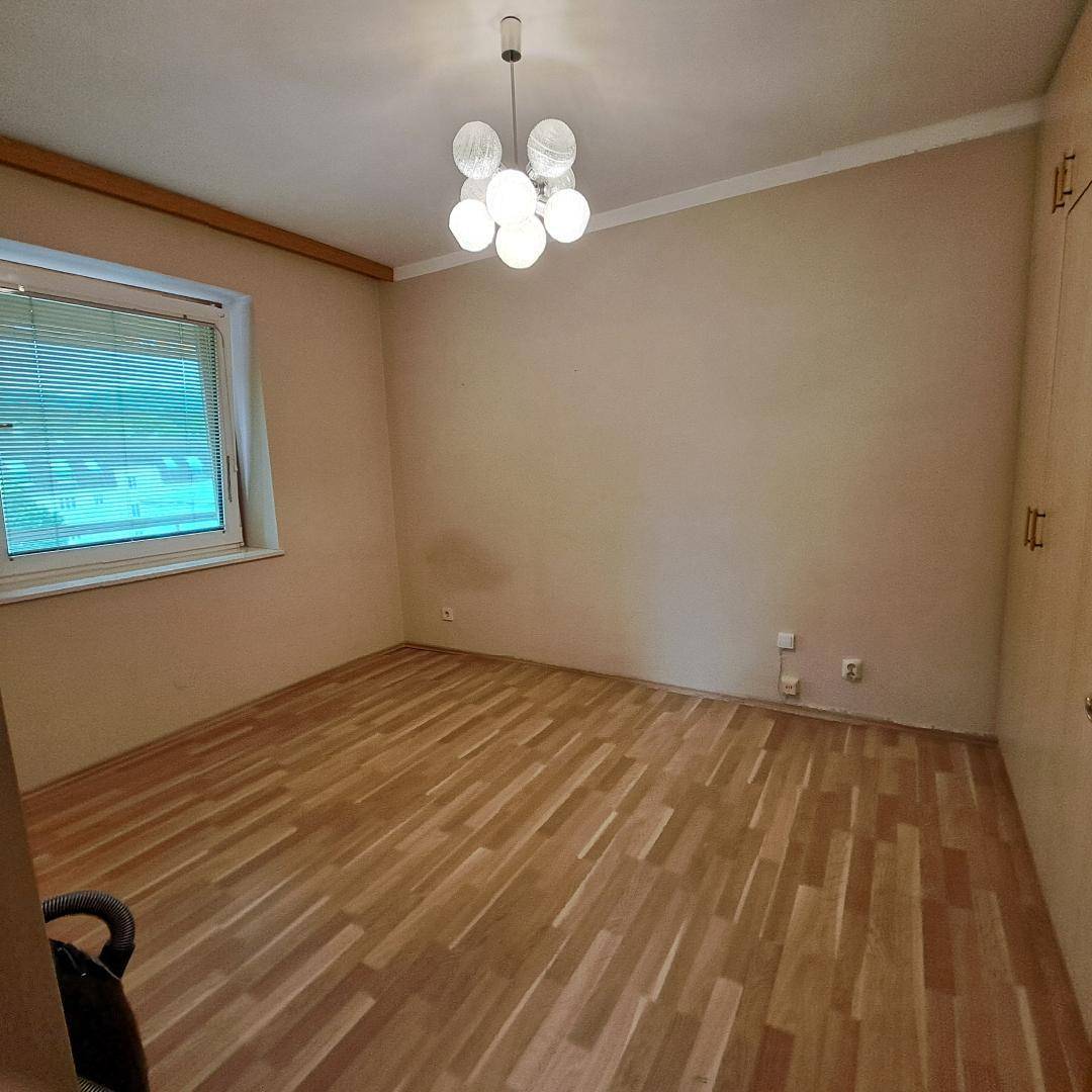 https://pictures.immobilienscout24.de/prod.www.immobilienscout24.at/pictureserver/loadPicture?q=70&id=012.0012000001E84Ec-1729592241-875dff1122754d949e9372d1086e02c5