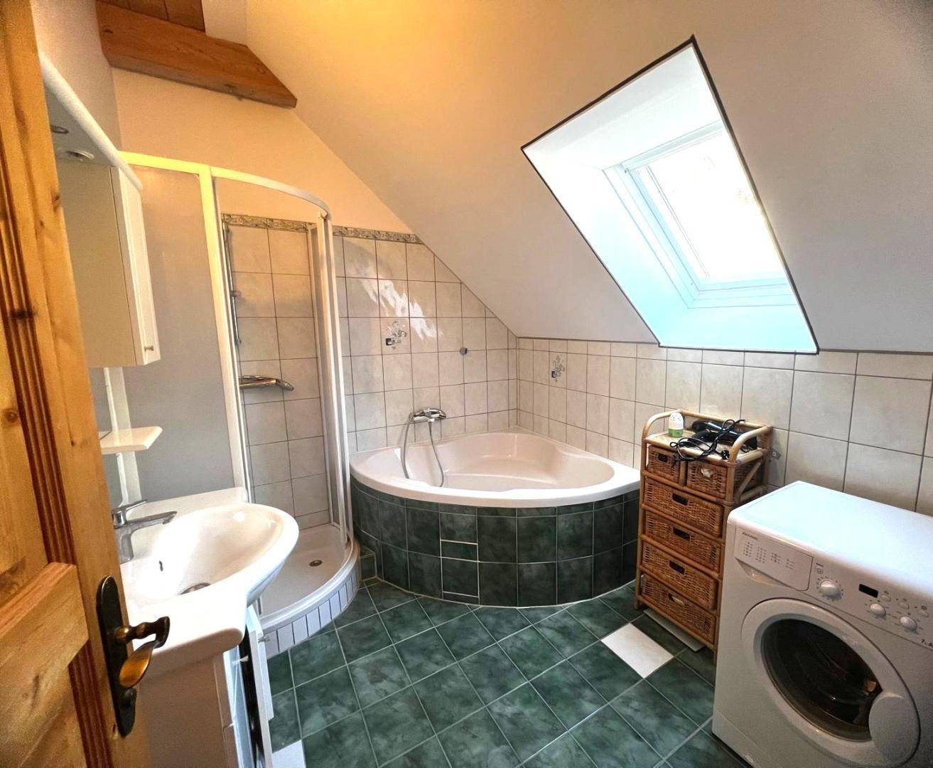 Badezimmer DG