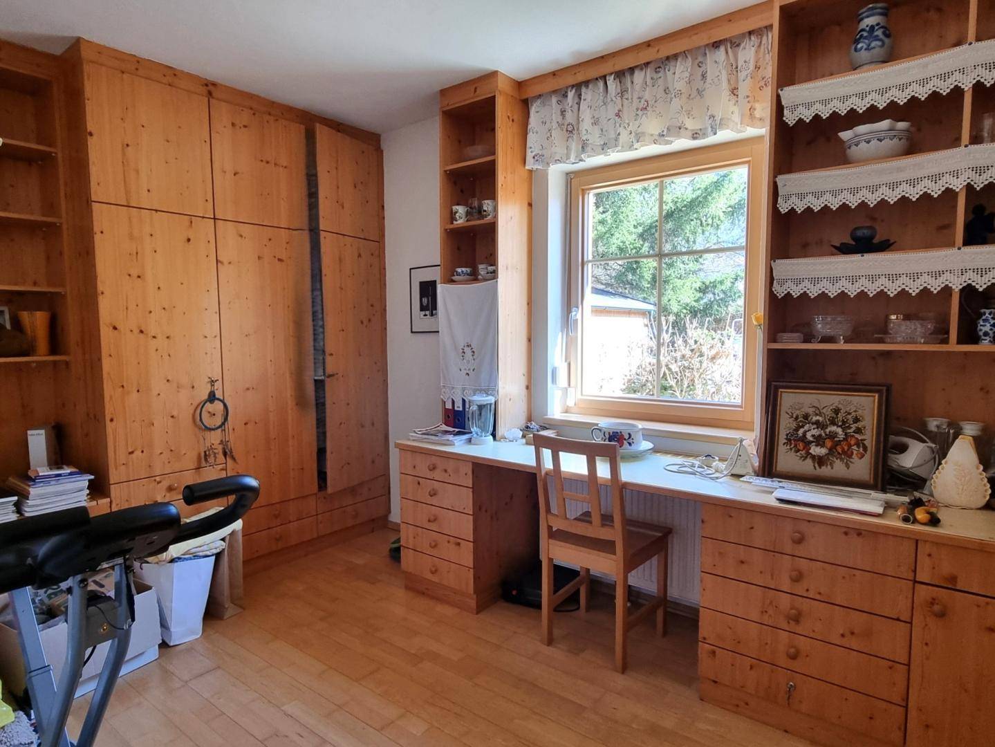 Zimmer 2, EG
