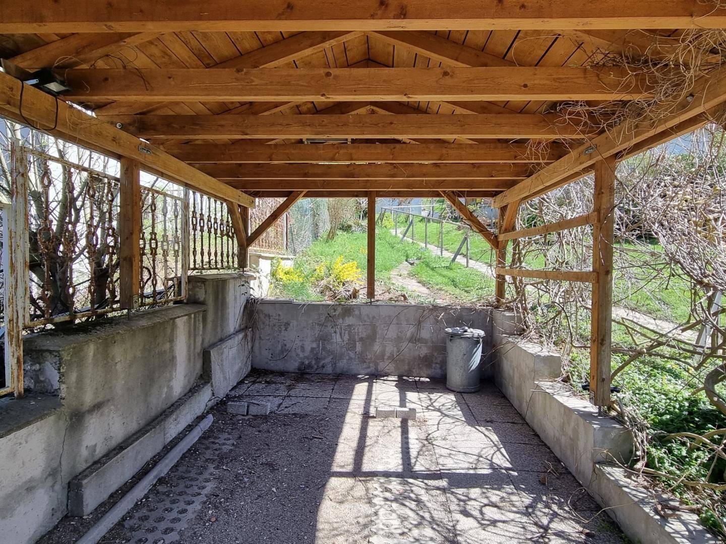 Carport