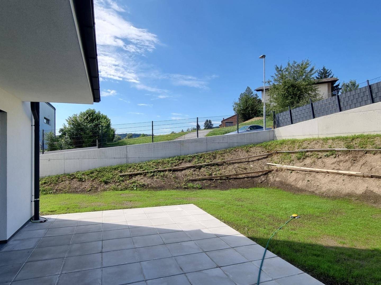 Terrasse mit Garten