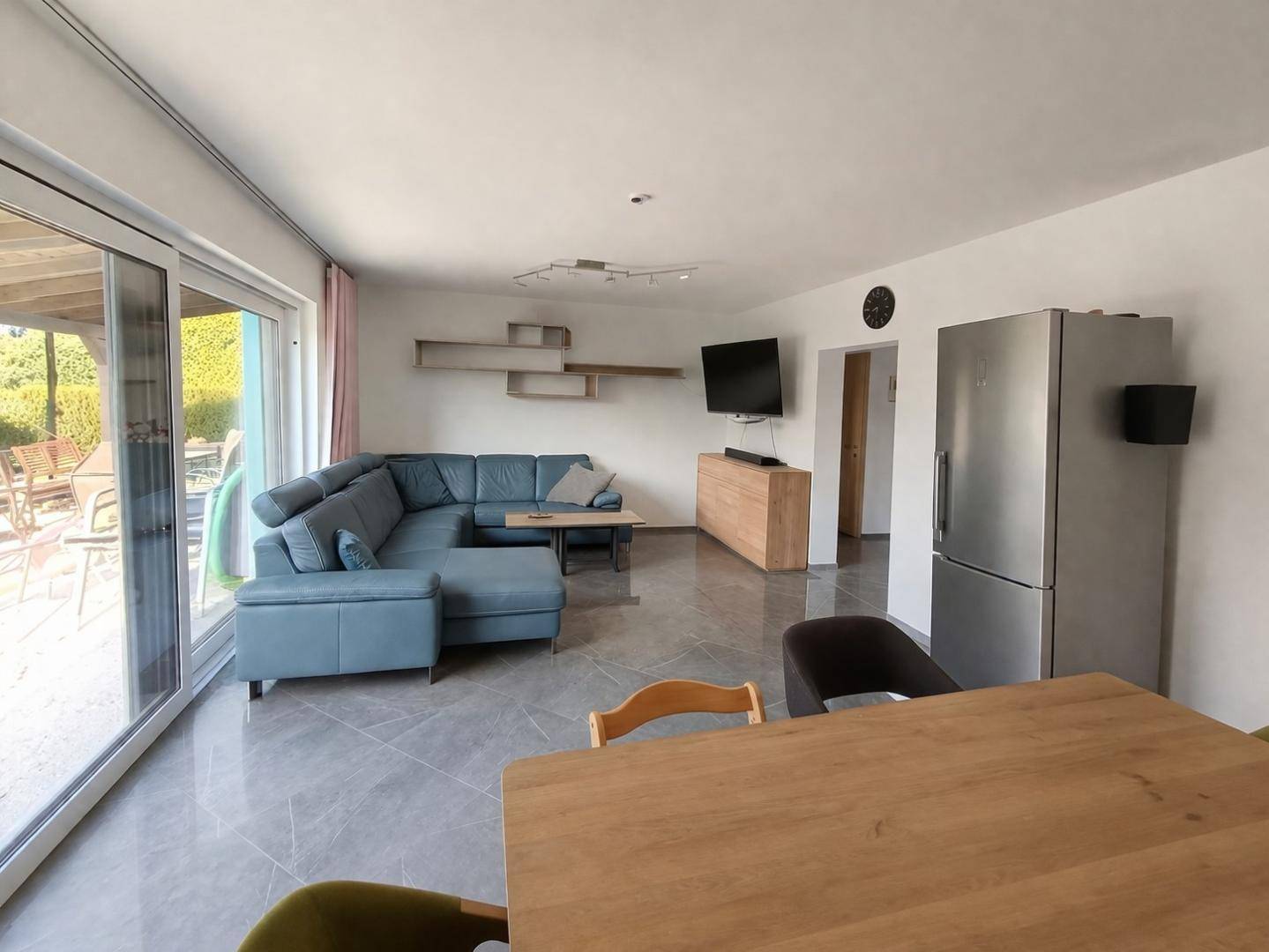 Moderner Neubau | 5 Zimmer | 695 m² Sonnengrund | PV | Luftwärmepumpe | BJ 2021 - Ansicht 5