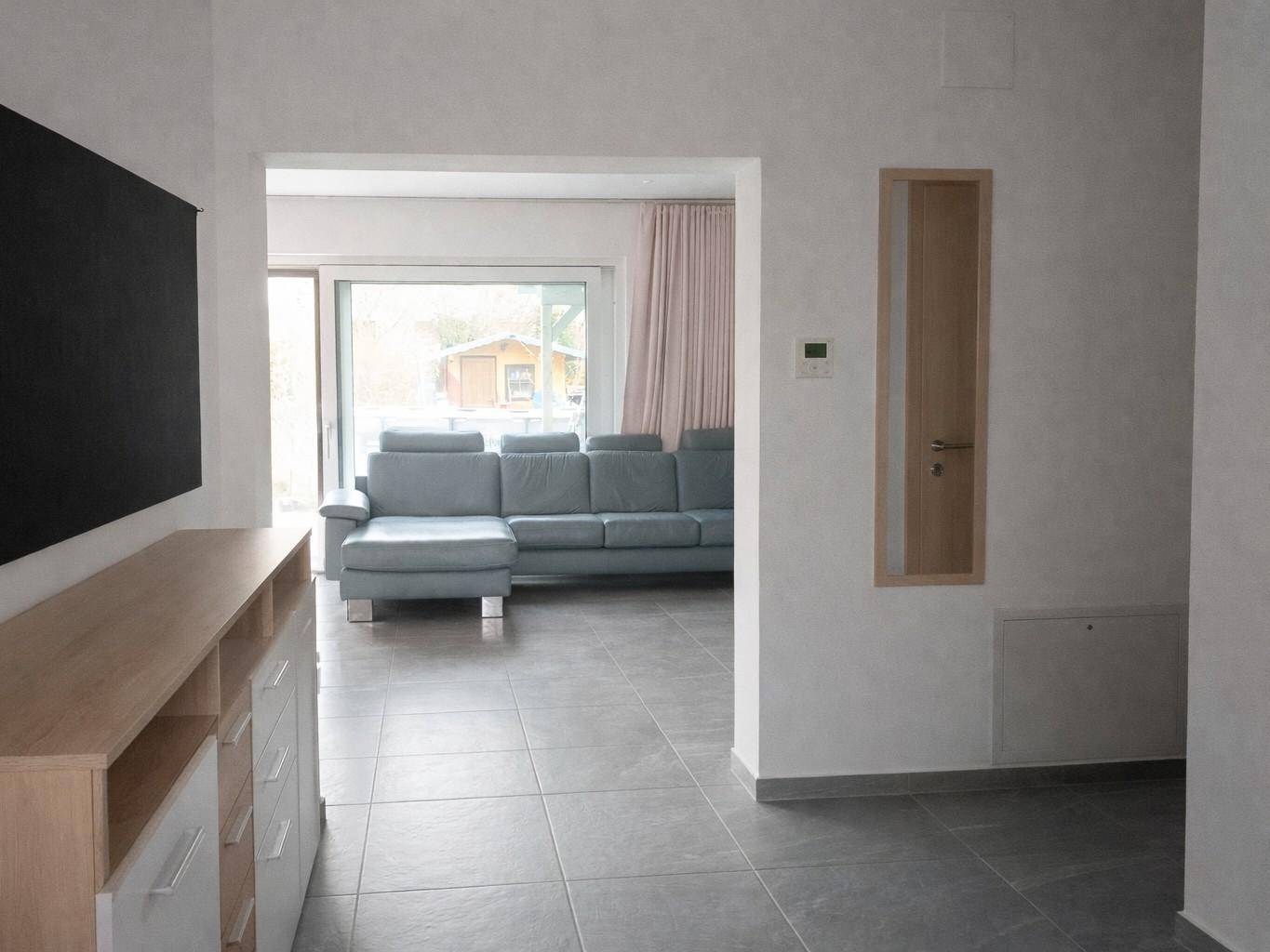 Moderner Neubau | 5 Zimmer | 695 m² Sonnengrund | PV | Luftwärmepumpe | BJ 2021 - Ansicht 3