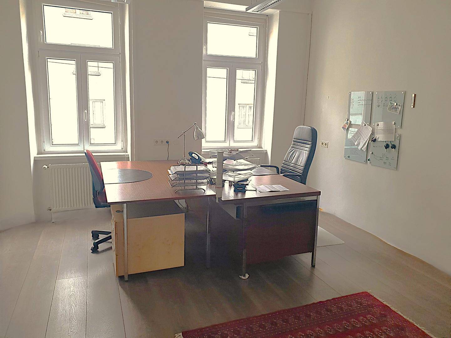 GEPFLEGTES BÜRO IN ZENTRALER LAGE NÄCHST DER LUGNER CITY - More