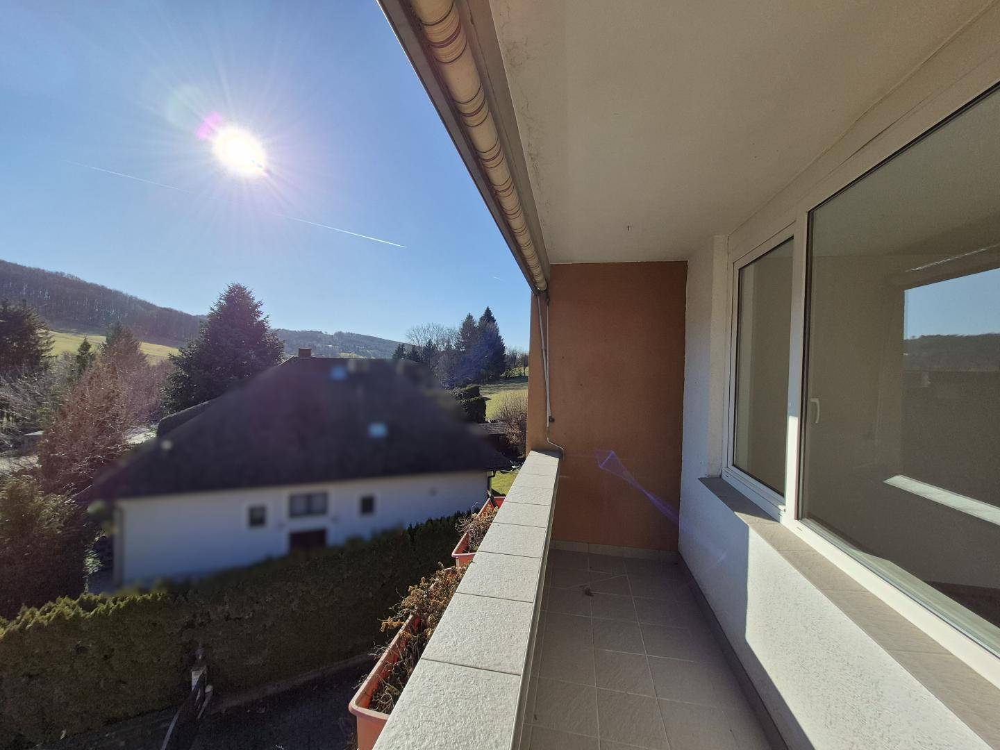PRAKTISCHE 3-ZIMMER MIETWOHNUNG IN ALTLENGBACH MIT LOGGIA UND PARKPLATZ – pohled 3