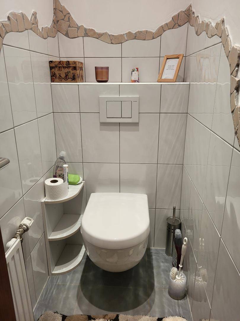"NEUER PREIS!" GEMÜTLICHES EINFAMILIENHAUS IN RUHIGER WALDRANDLAGE - Mehr