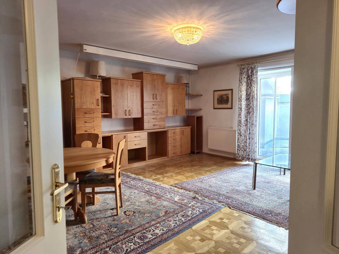 SCHÖNE, GUT AUFGETEILTE WOHNUNG MIT TERRASSE IM ZENTRUM VON NEULENGBACH - Widok 2