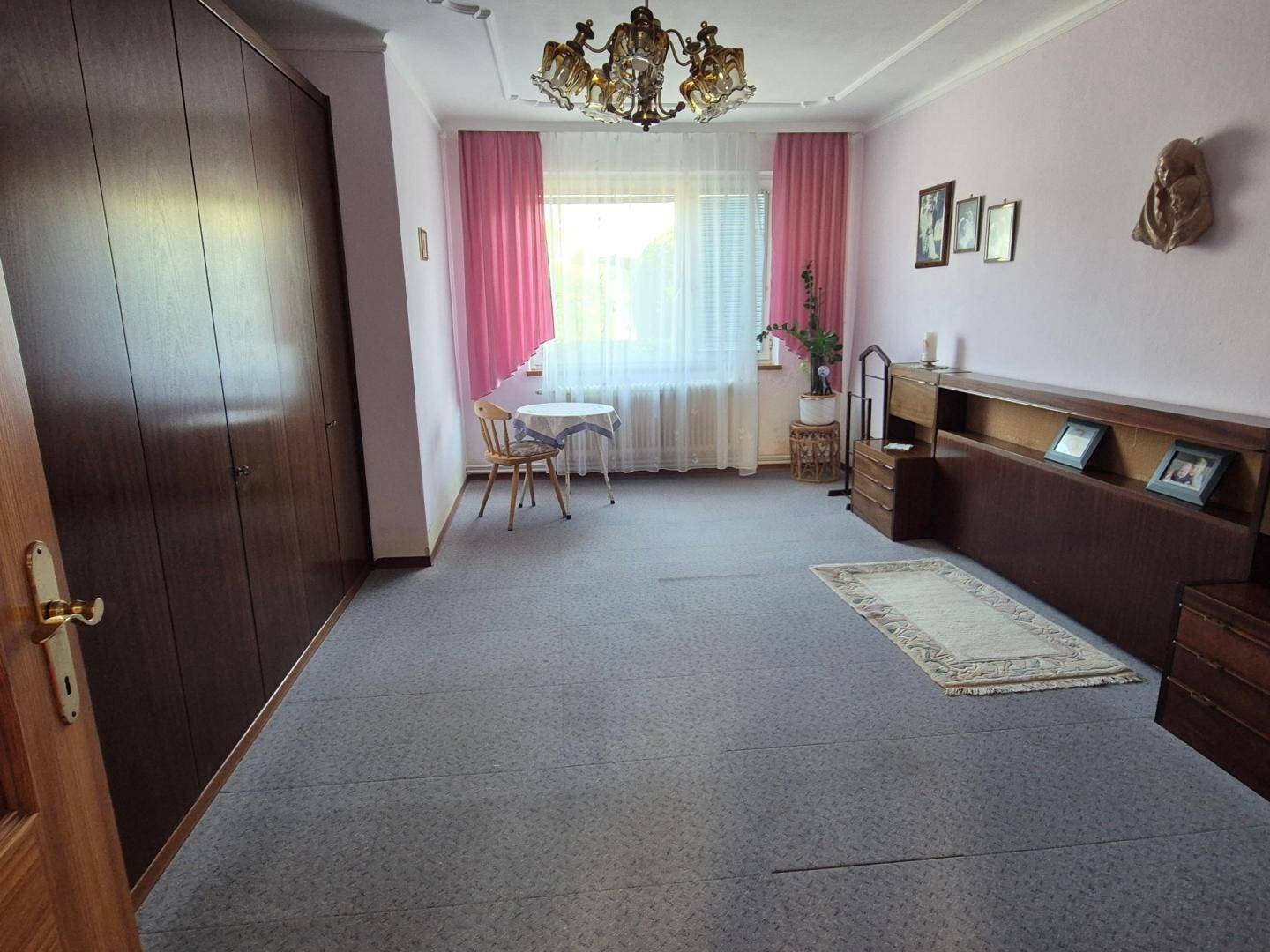 Schlafzimmer EG