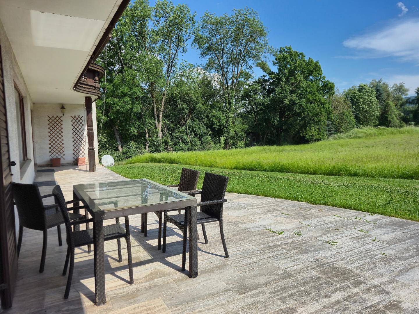 Terrasse EG