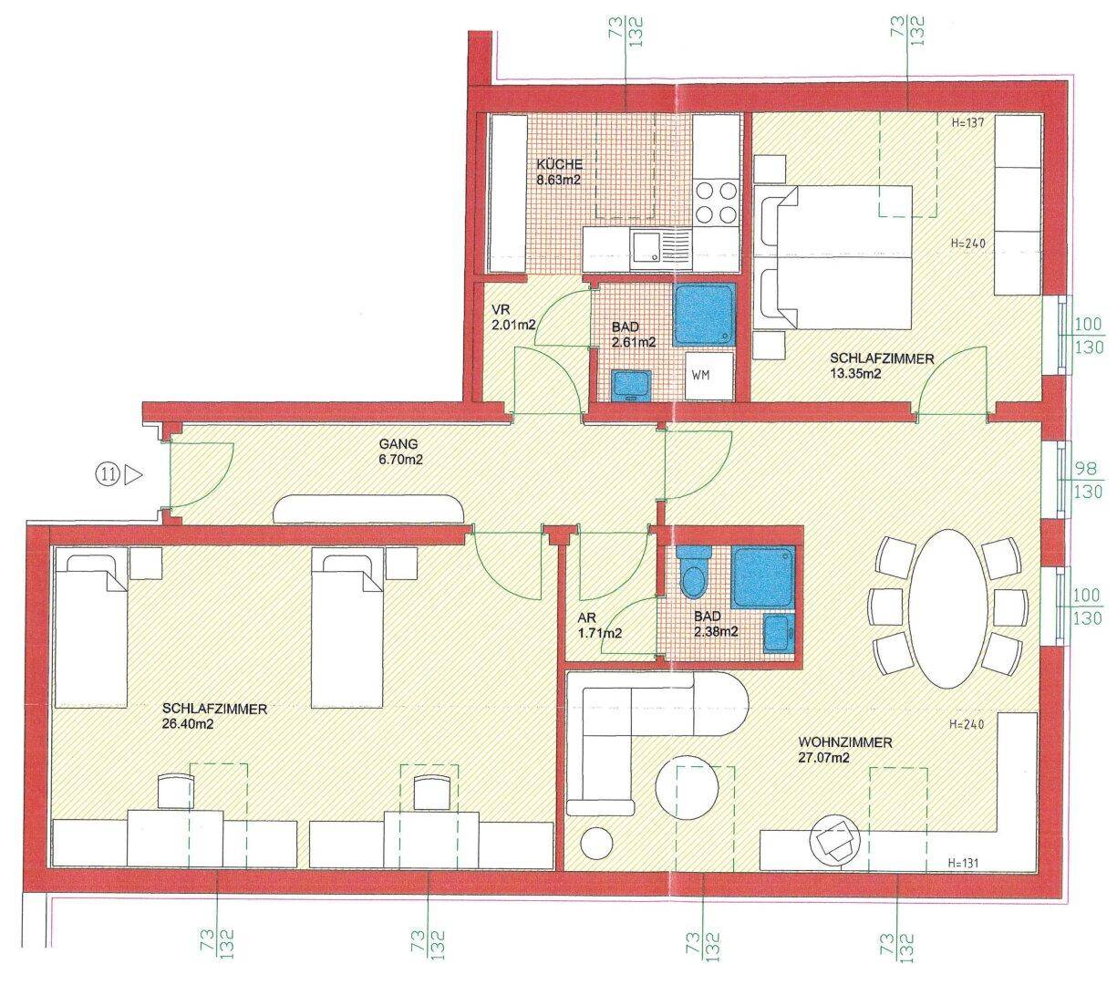 Grundriss einer Dreizimmerwohnung mit zwei Schlafzimmern, Wohnzimmer und separater Küche.