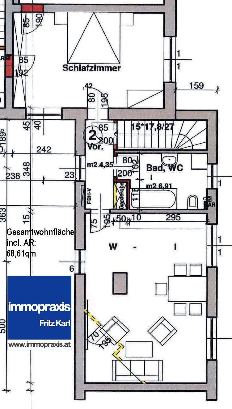 Grundrissplan einer Wohnung mit Schlafzimmer, Bad und offenem Wohnbereich.