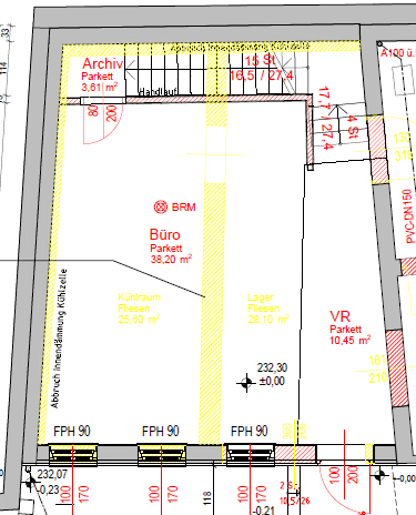 Grundriss des Erdgeschosses mit Büro, Archiv, Kühlraum und Lagerflächen.