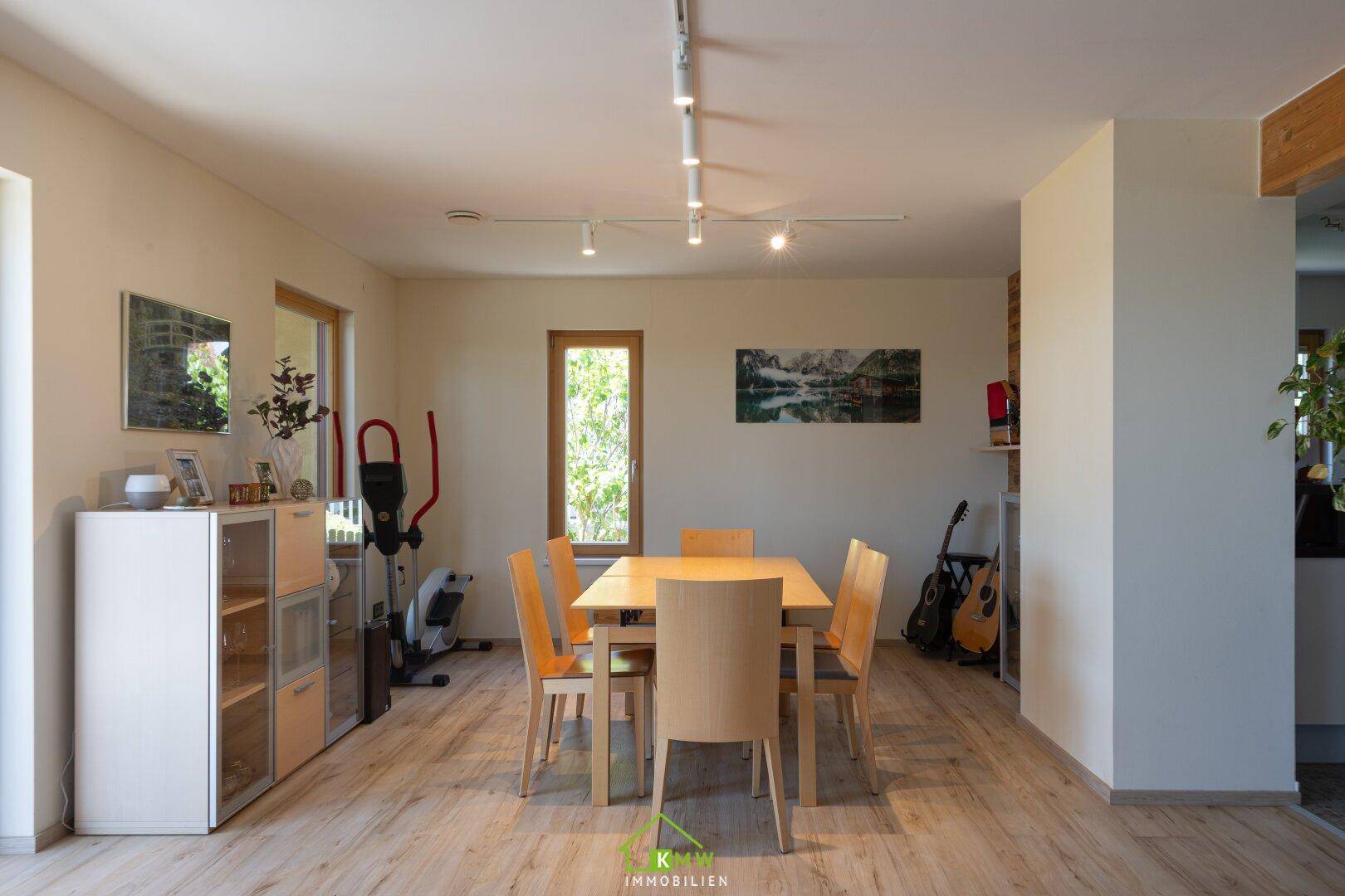 NEU AM MARKT: Exklusives Einfamilienhaus mit Wintergarten und Blick auf das Benediktinerstift Göttweig – další