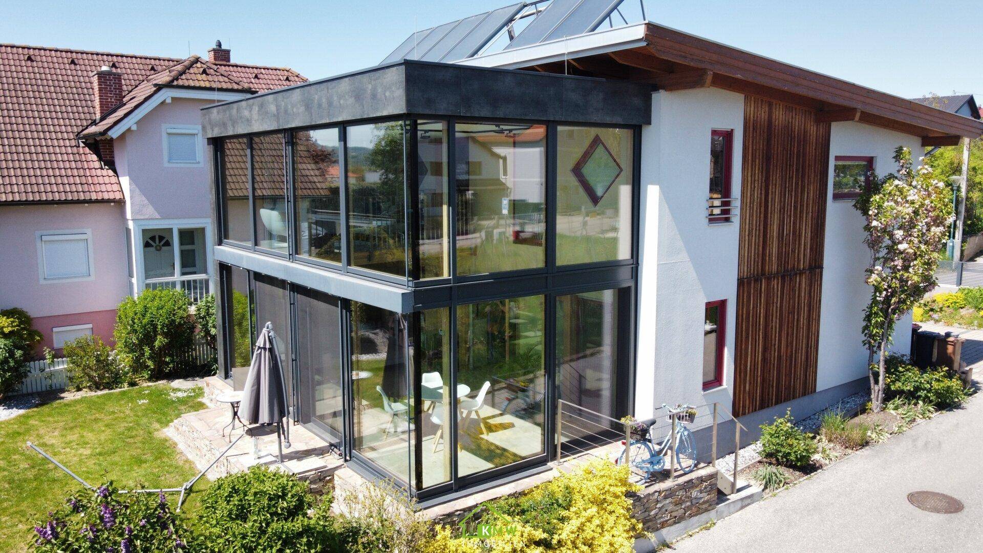 NEU AM MARKT: Exklusives Einfamilienhaus mit Wintergarten und Blick auf das Benediktinerstift Göttweig – pohled 2
