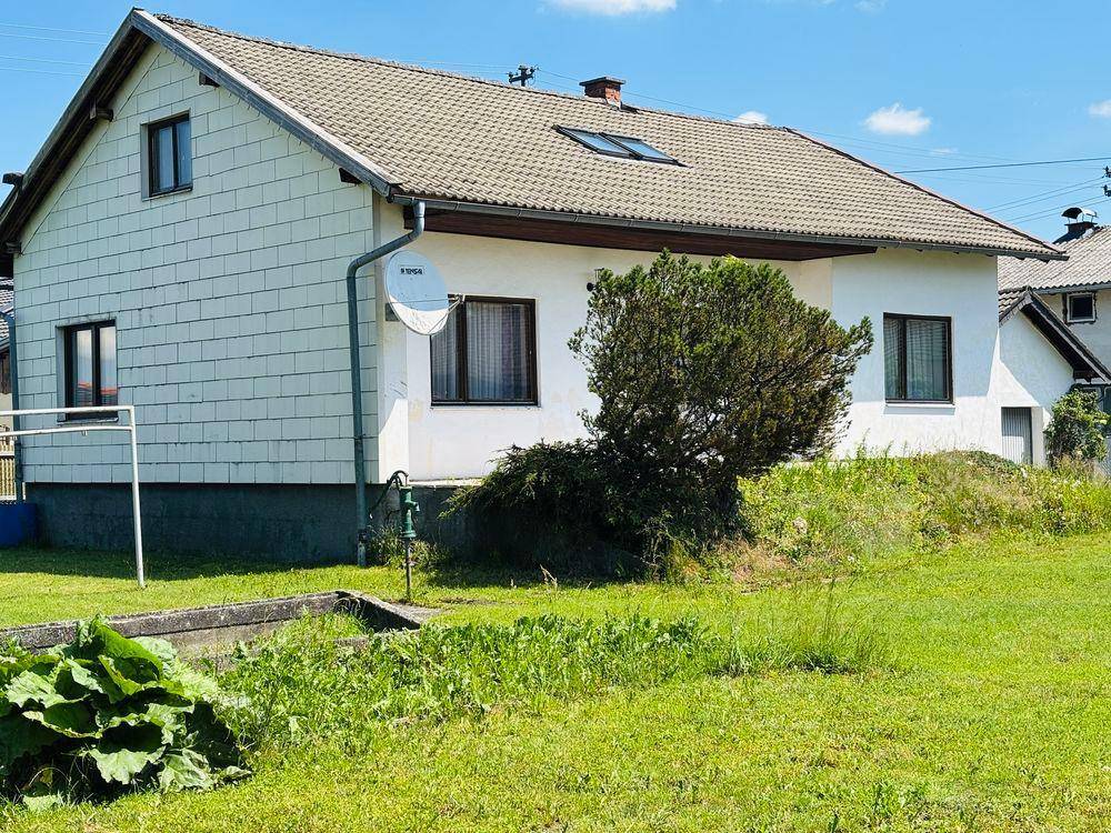 Einfamilienhaus in Mattighofen Garten und Garage - Widok 2