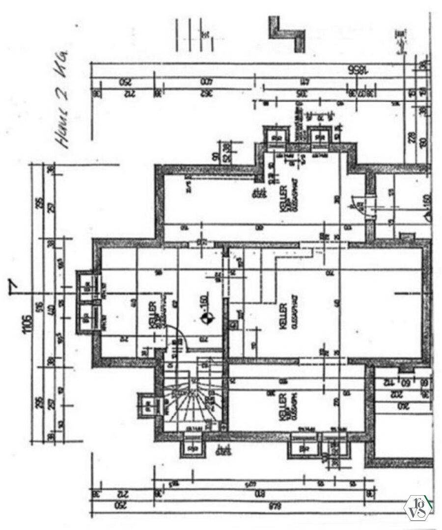 Grundriss des Kellergeschosses von Haus 2 mit mehreren Kellerräumen und Treppenhaus.