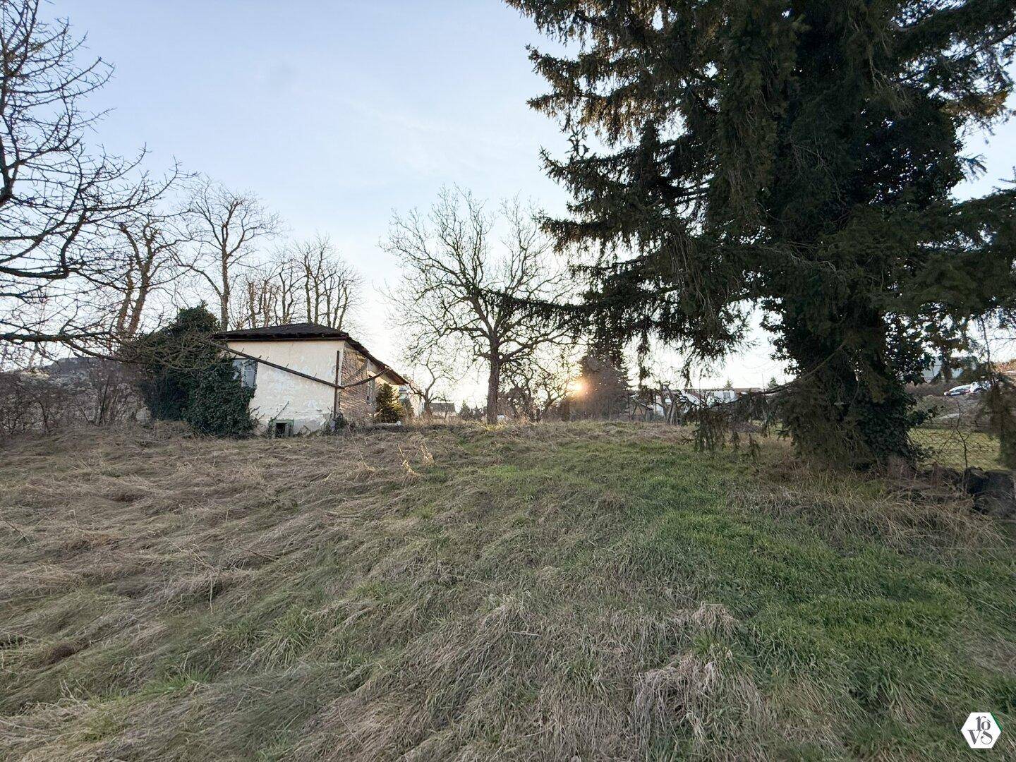 Großes Wohnbau-Grundstück mit Altbestand - Ansicht 6