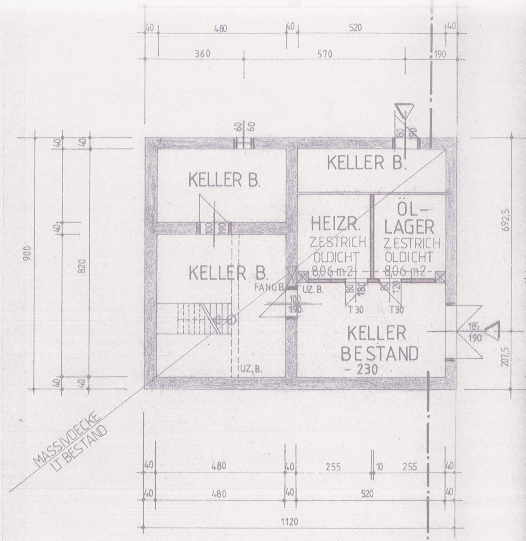 Grundriss des Kellers mit mehreren Kellerräumen, Heizraum und Öllager.