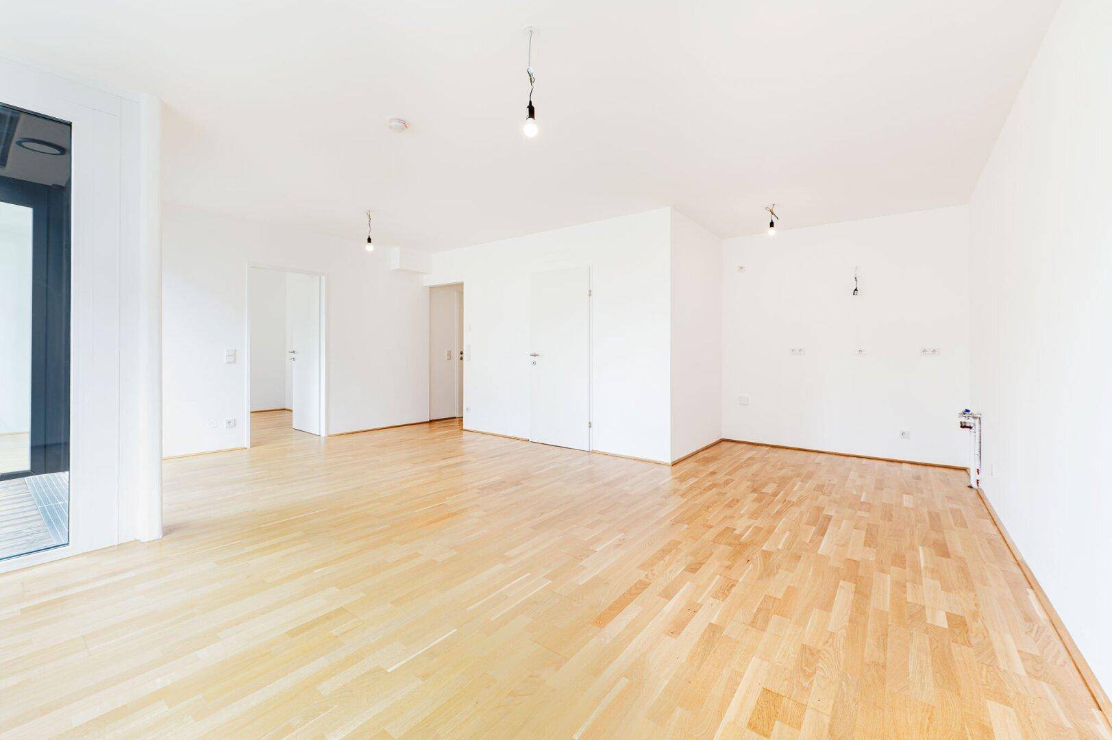 Erstbezug! Gut aufgeteilte 2-Zimmer-Dachgeschosswohnung inkl. KFZ-Stellplatz nahe AKH zu vermieten! - Więcej