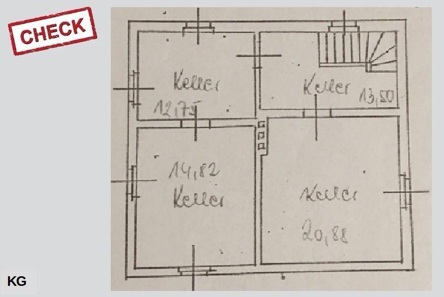 Grundriss des Kellergeschosses mit mehreren Kellerräumen für Lagerzwecke.
