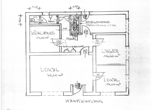 Handgezeichneter Grundrissplan mit gewerblichen Flächen wie Kühlhaus, Lager und Lokal.