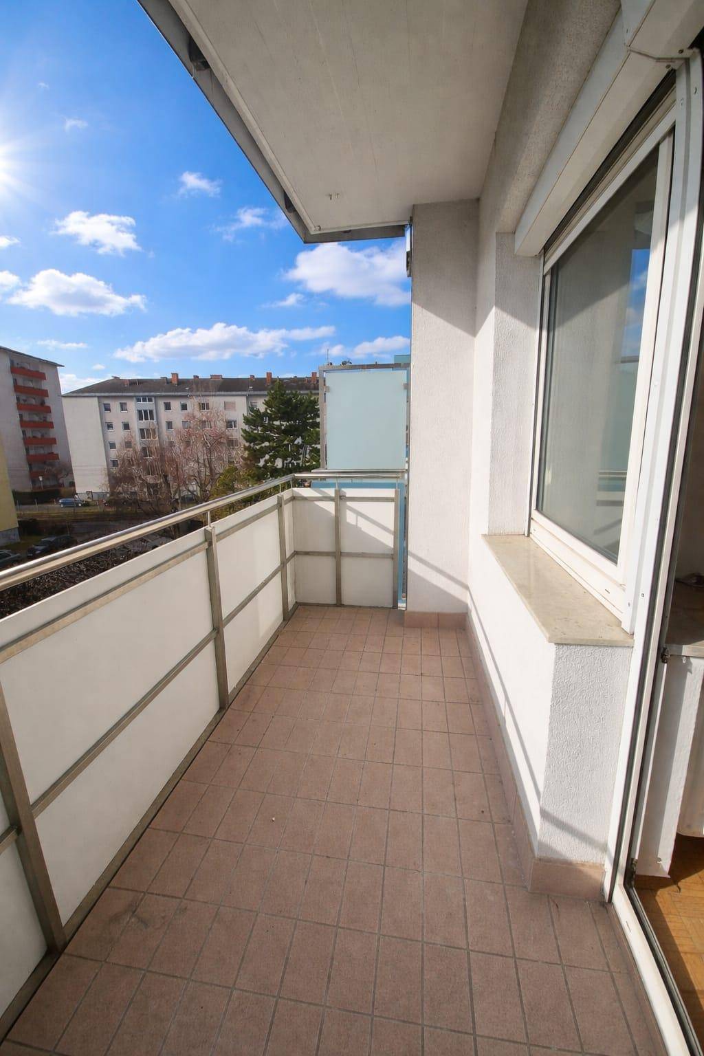 Perfekt aufgeteilte Wohnung mit Süd-West-Balkon und Parkmöglichkeit in Andritz! - Widok 4