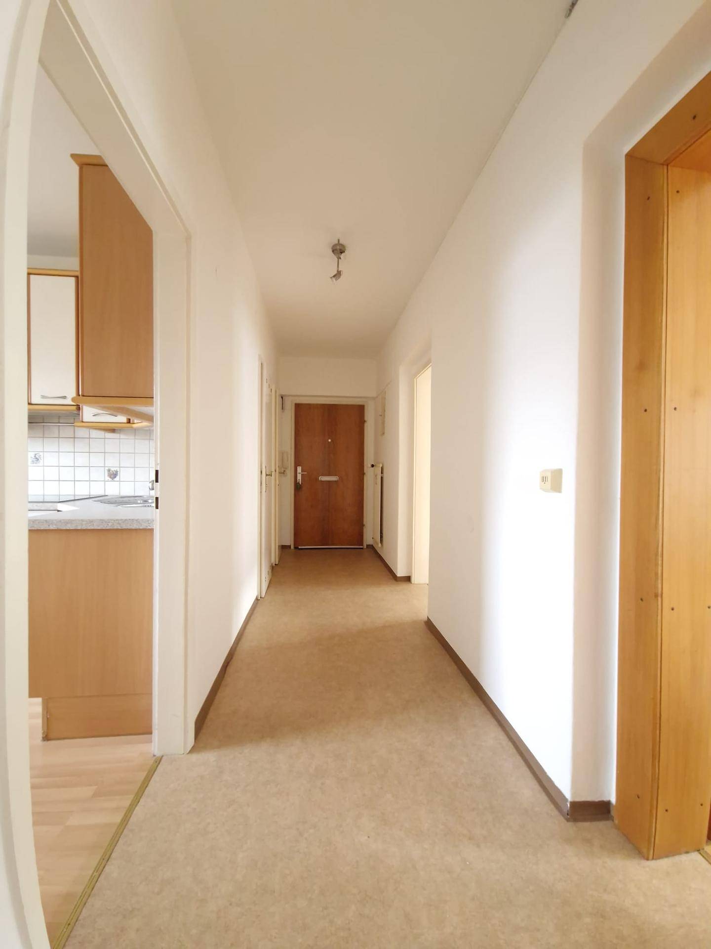 Perfekt aufgeteilte Wohnung mit Süd-West-Balkon und Parkmöglichkeit in Andritz! - Widok 3