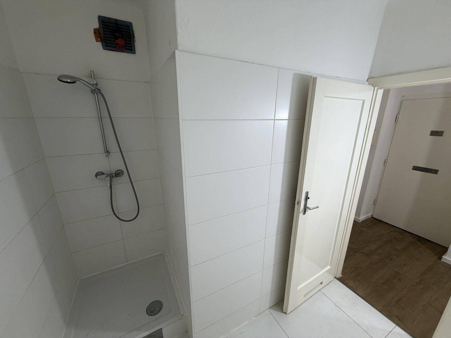 PERFEKTE Raumeinteilung + PROMPT beziehbar + NUR 13 Minuten in die CITY! - Ansicht 6
