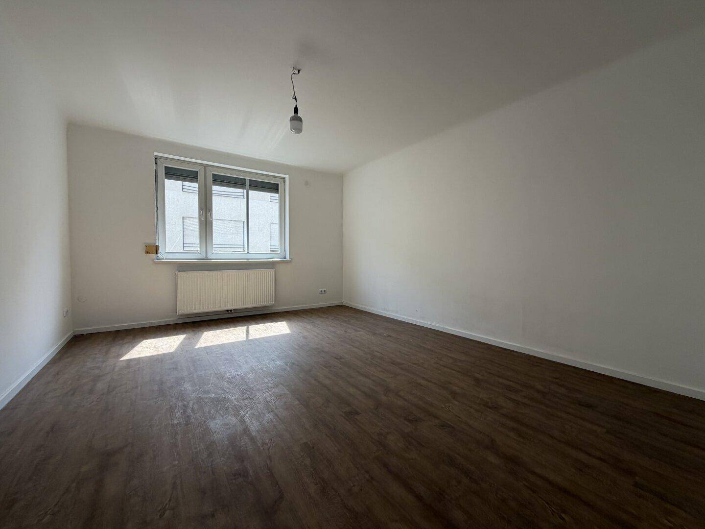 PERFEKTE Raumeinteilung + PROMPT beziehbar + NUR 13 Minuten in die CITY! - Ansicht 2