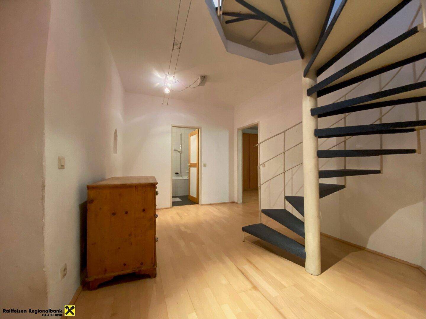 Maisonetten-Dachterrassenwohnung inmitten der Haller Altstadt - Widok 6