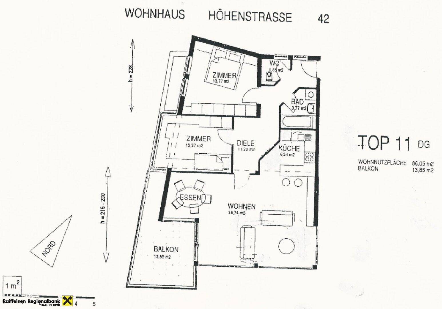 Grundriss der Wohnung Top 11 im Dachgeschoss mit Balkon und separatem WC.