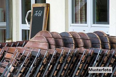 Gastronomiefläche mit großzügigen Gasträumen, Küche und großem Garten