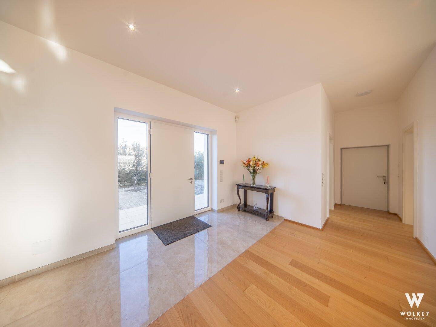 Exquisite Villa in der Wohnanlage Fontana – Luxus, Komfort und private Wellnessoase I Golfclub I Badesee I 28 Min. von Wien entfernt - Ansicht 6