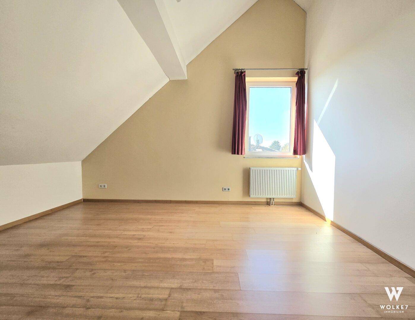 Doppelhaushälfte in ruhiger Siedlung | ca. 119,74 m² | Garten | Terrasse | Keller | 2 Kfz-Stellplätze - Mehr