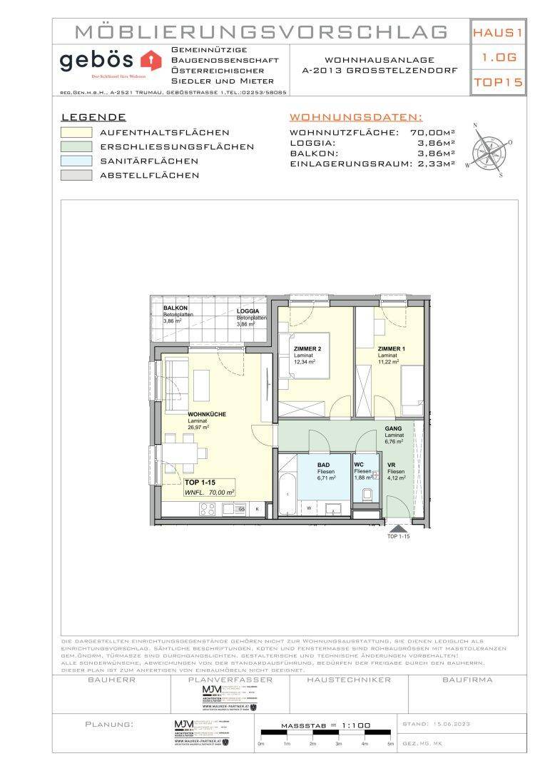 Detaillierter Grundriss einer Wohnung mit Wohnküche, zwei Schlafzimmern und Balkon.