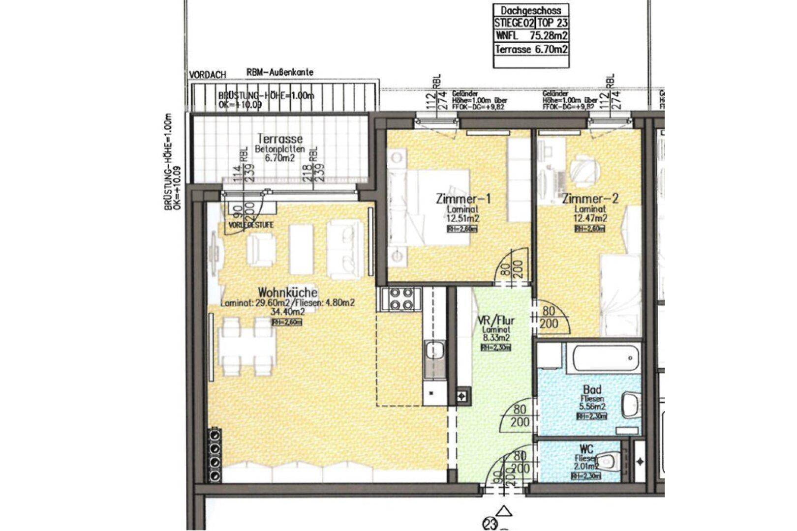 Grundriss einer Dachgeschosswohnung mit Wohnküche, zwei Zimmern und Terrasse.