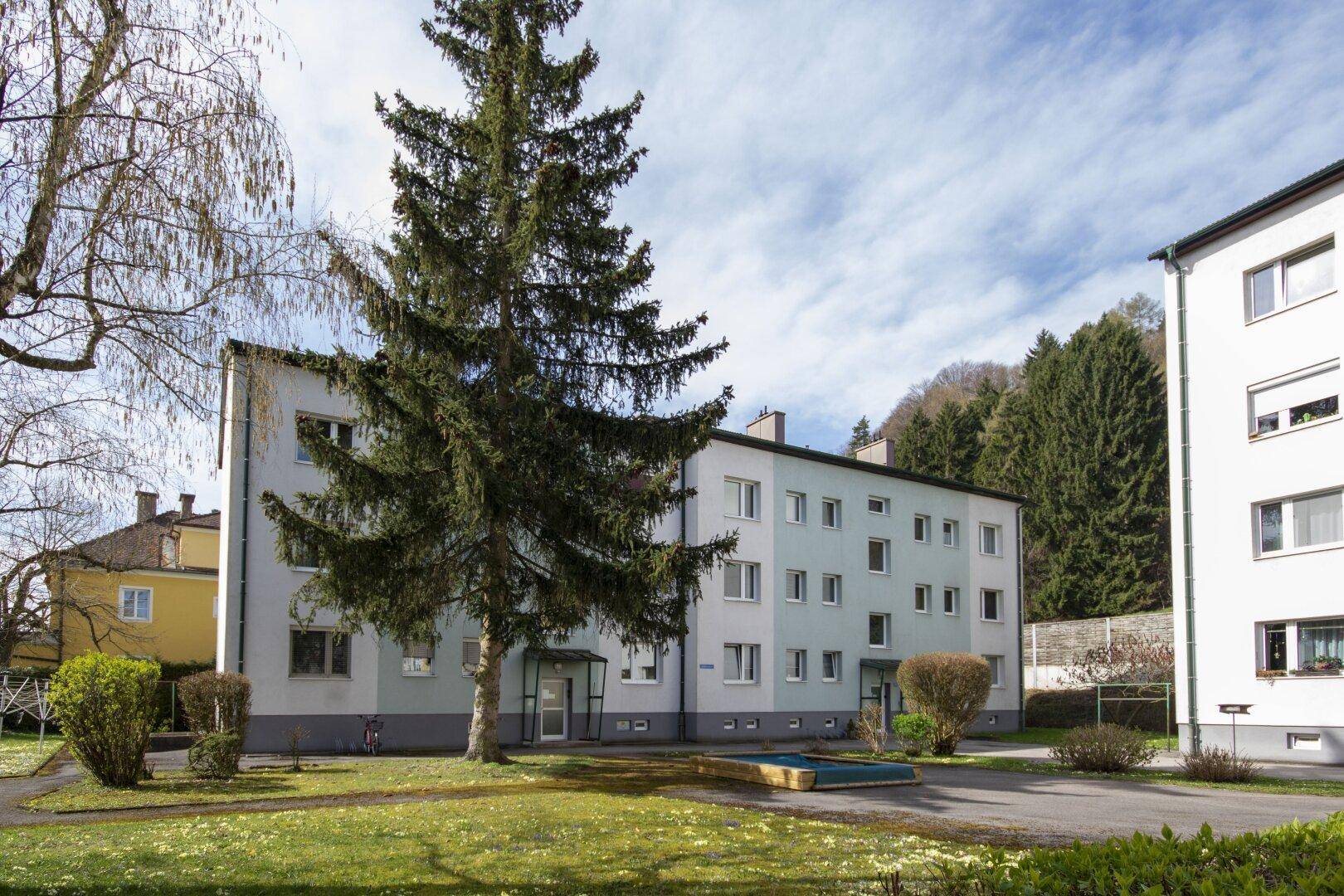 Zentrumsnahe, preiswerte 2 Zimmer-Wohnung – pohled 5