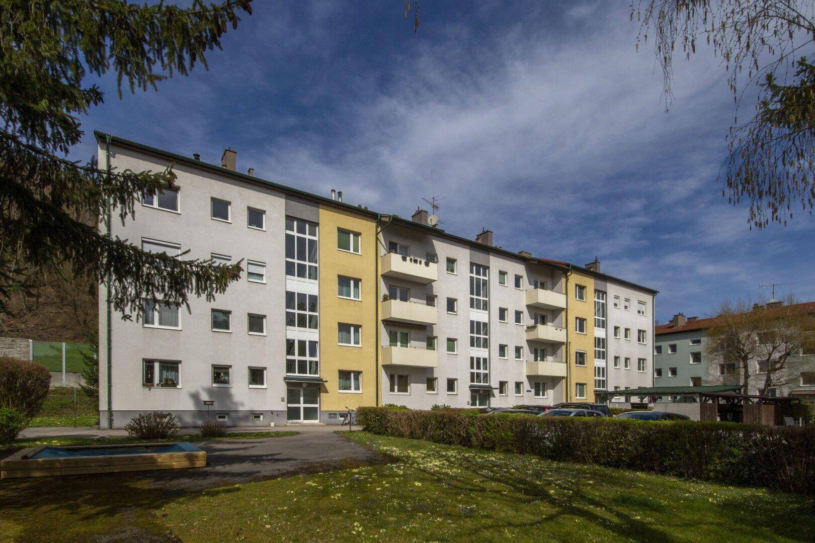 Zentrumsnahe, preiswerte 2 Zimmer-Wohnung – pohled 6