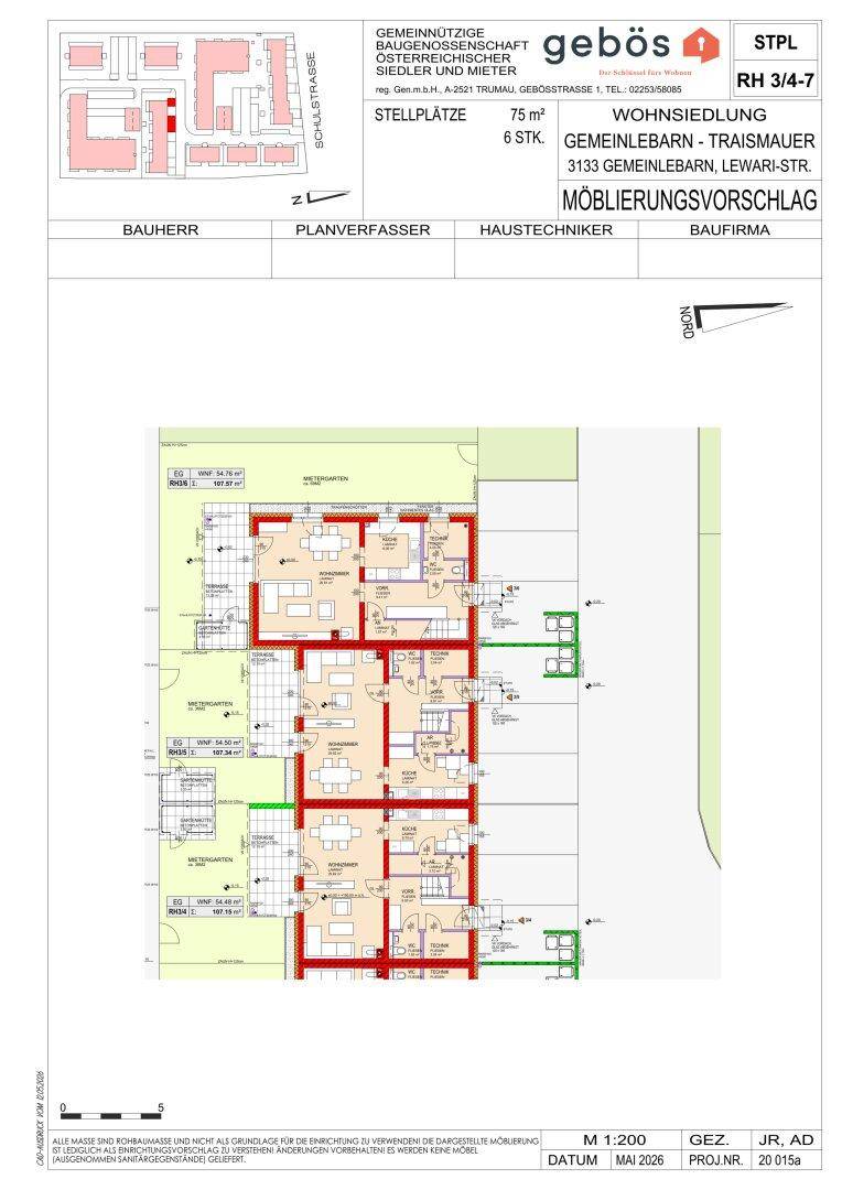 Gesamtübersicht der Reihenhäuser mit Stellplätzen und Gartenbereichen auf einem Lageplan.