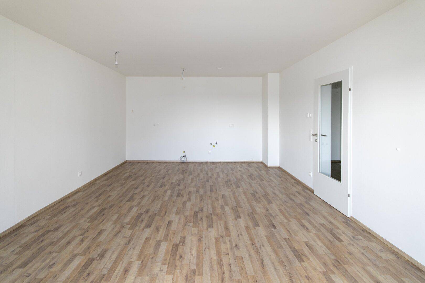 Moderne Neubauwohnung mit geräumigen Balkon - Ansicht 5