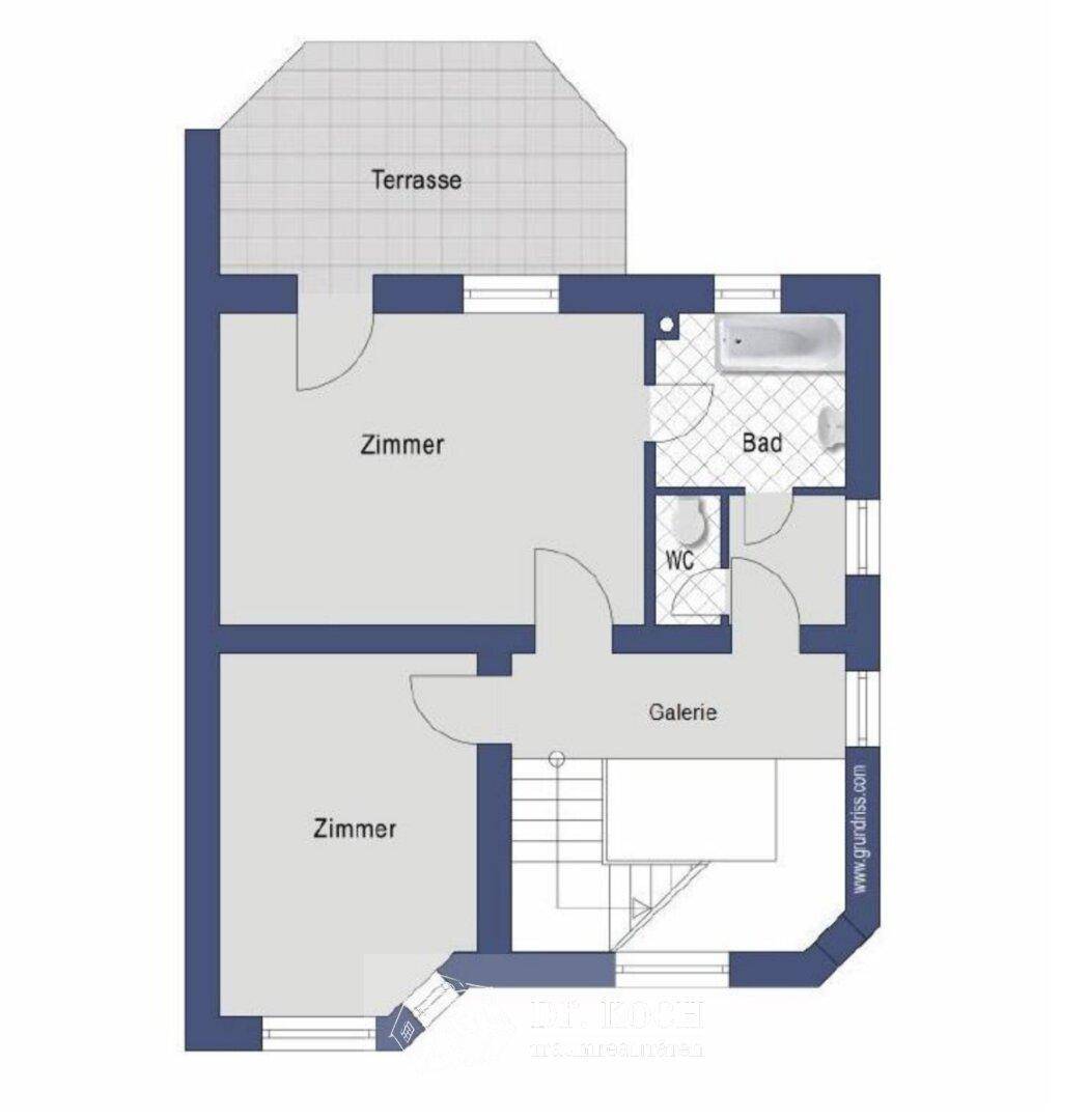 Grundriss einer Etage mit zwei Zimmern, Bad, WC und Terrasse.