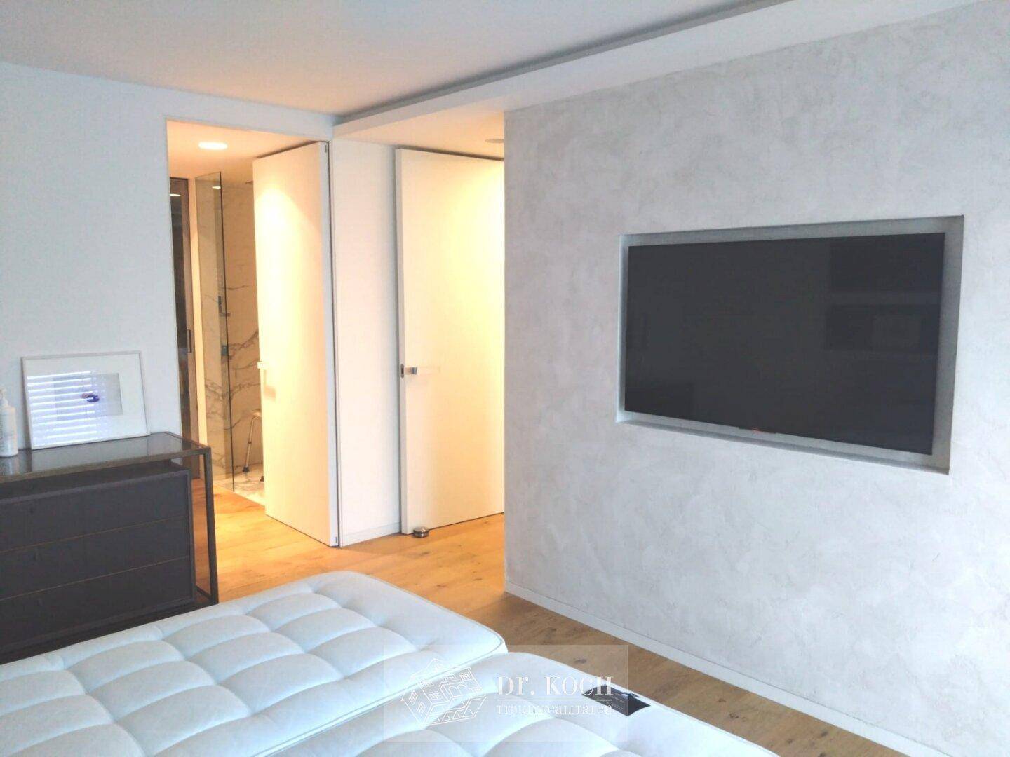 Schlafzimmer 1