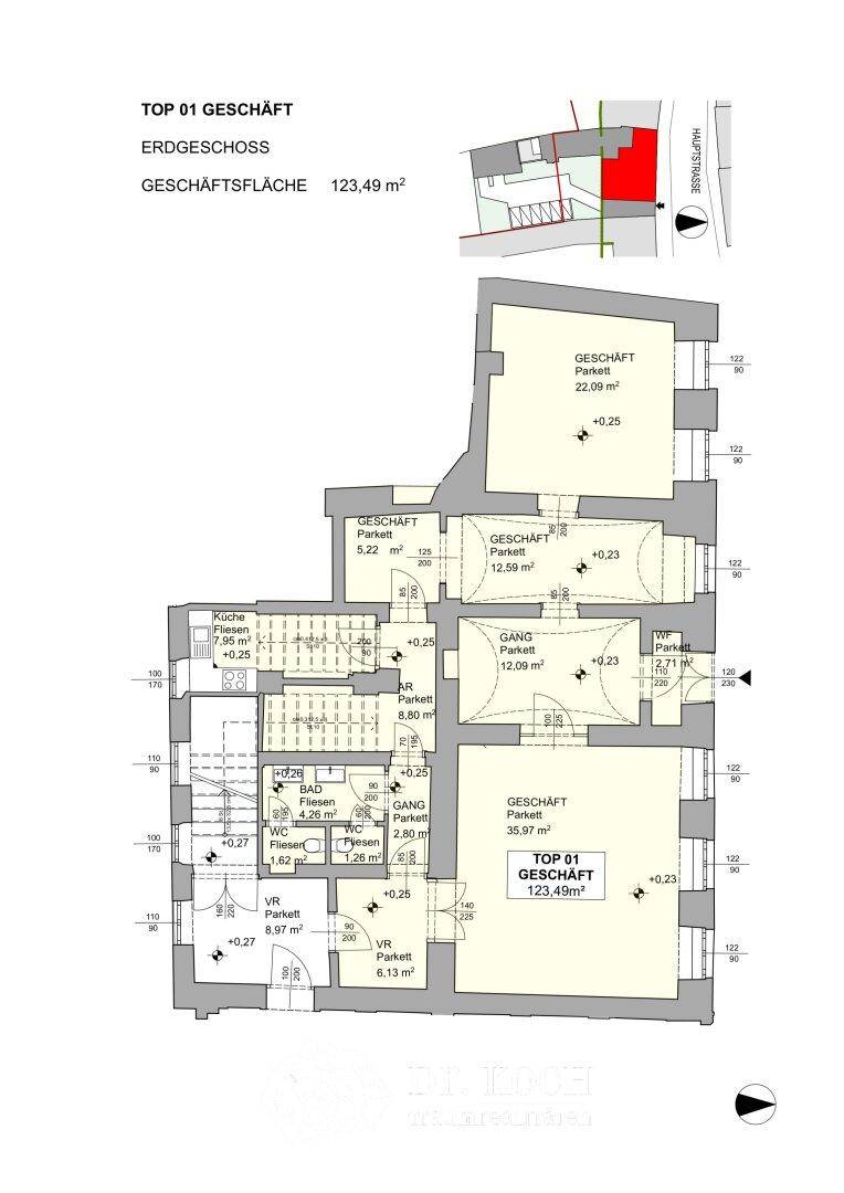 Grundriss des Erdgeschosses mit 123,49 m² Geschäftsfläche, Küche und Sanitärbereichen.