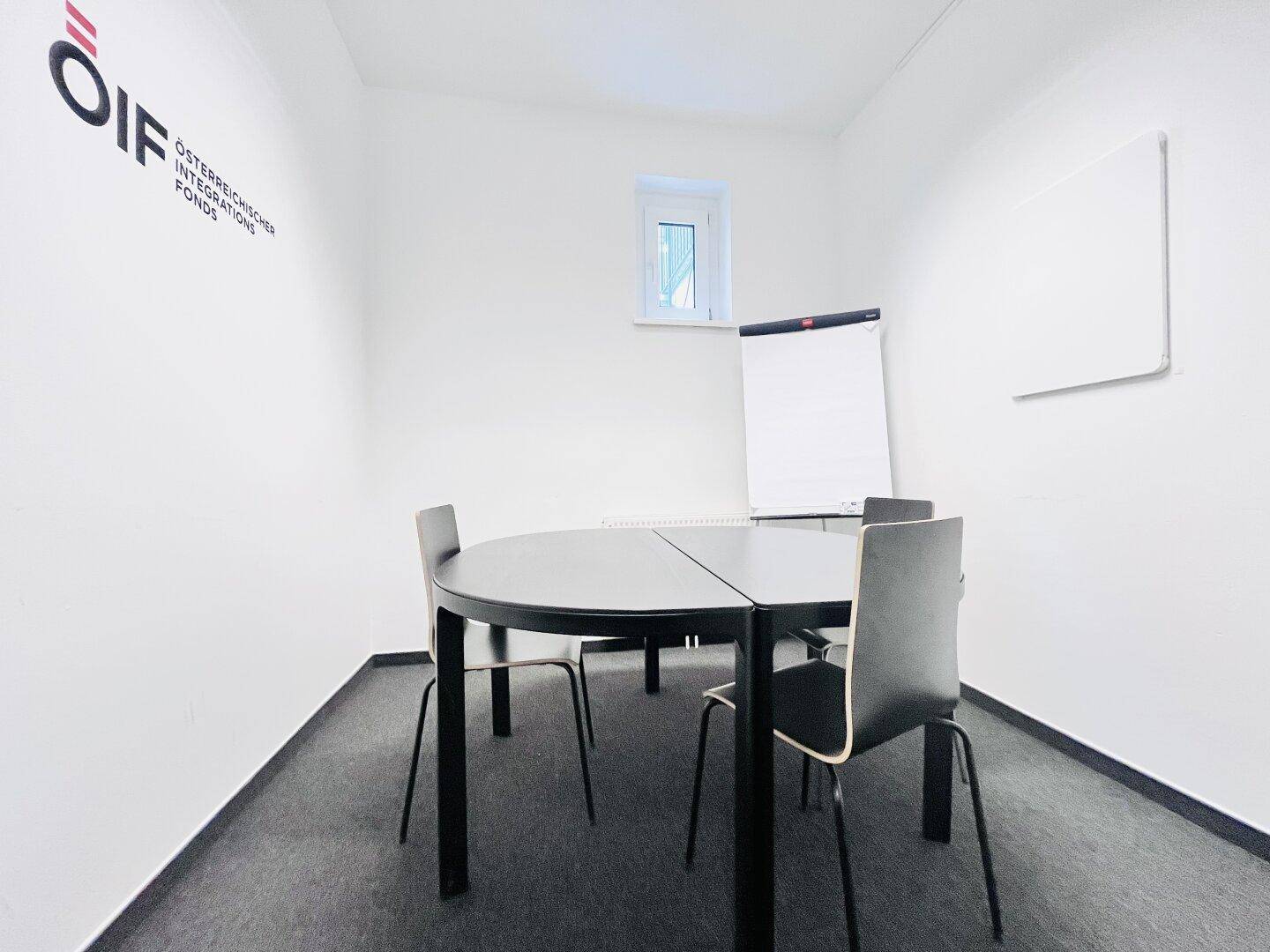 Zentral gelegene Geschäftsfläche in St. Pölten: Büro, Praxis oder Ladenlokal mit modernem Flair - Ansicht 4