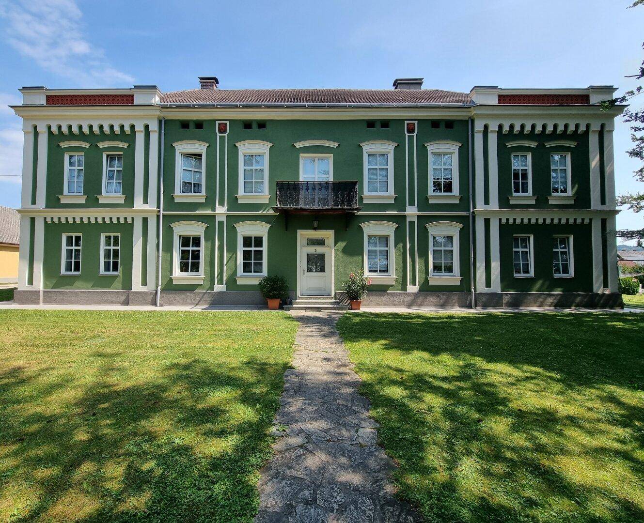 Haus- und Gartenansicht von Süden