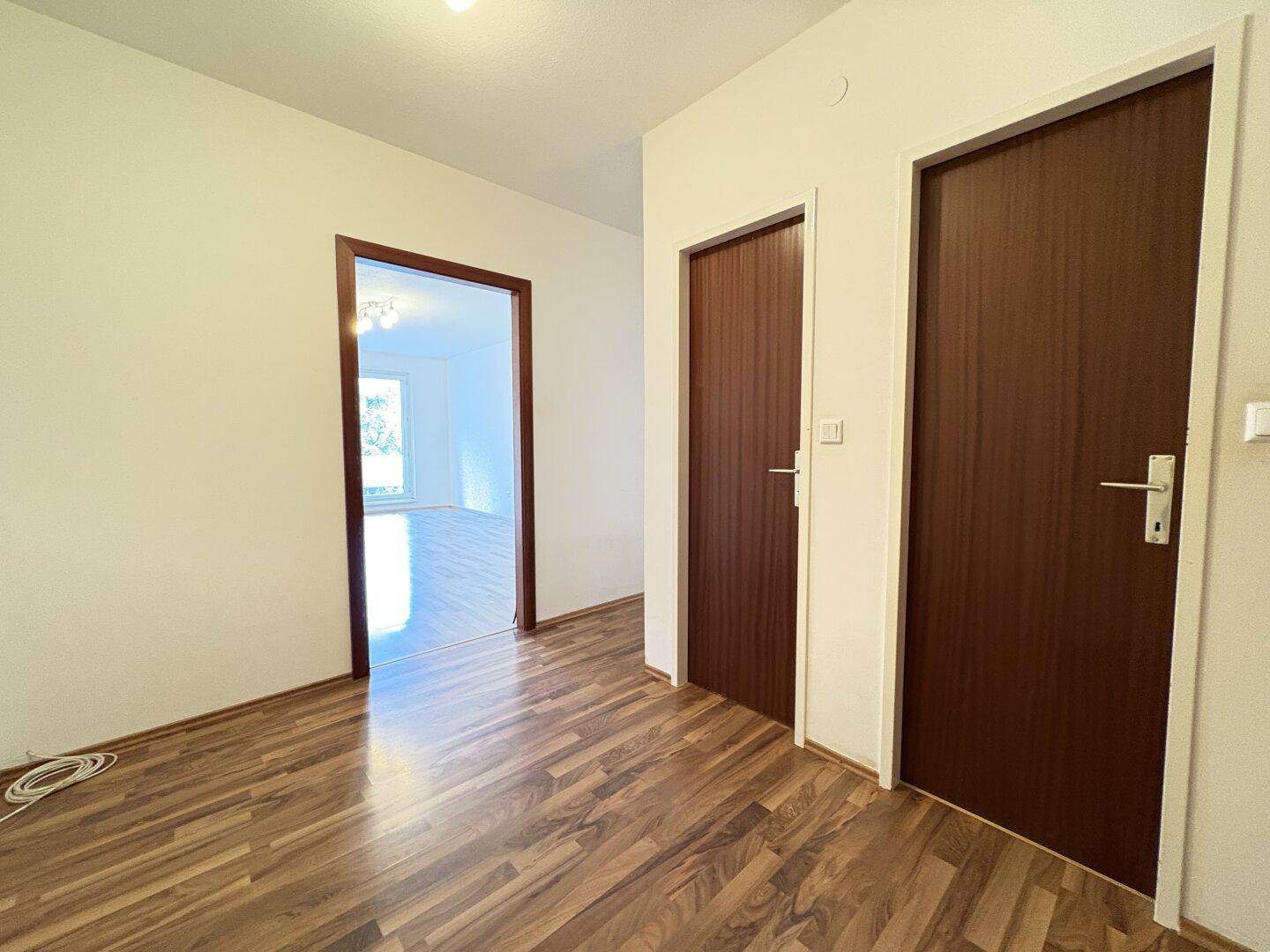 Vorraum / Garderobe