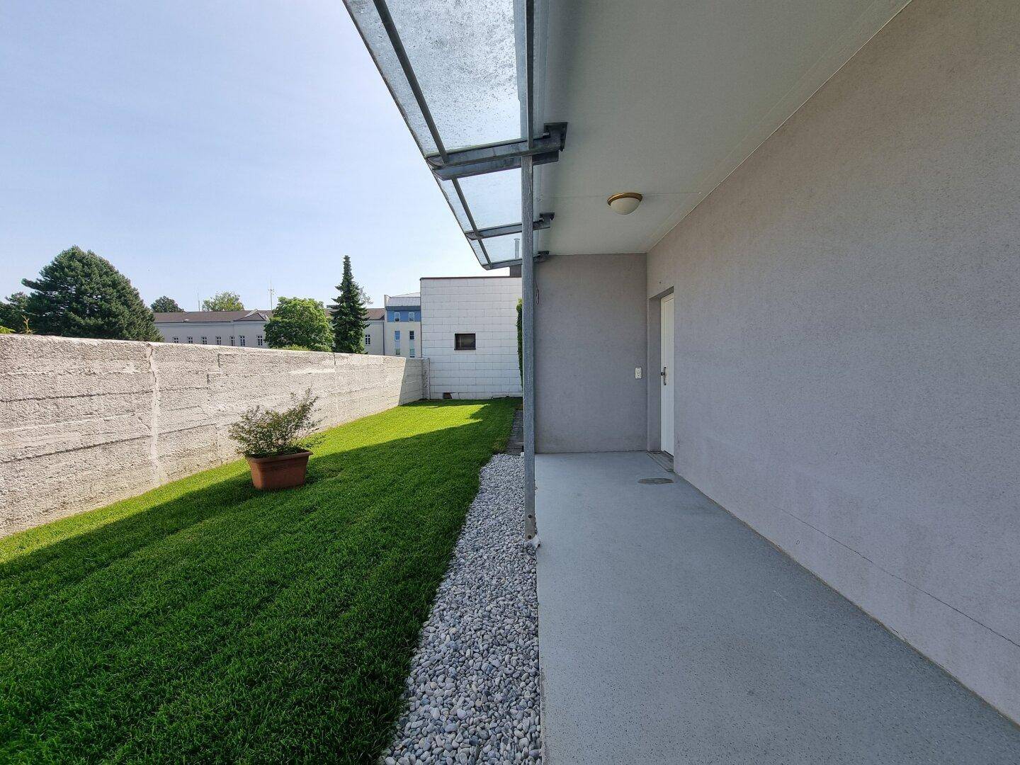 Laubengang zur Wohnung