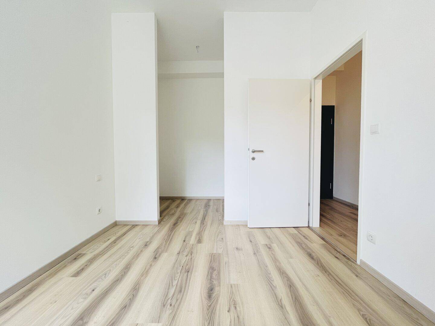 Schlafzimmer / Abstellraum