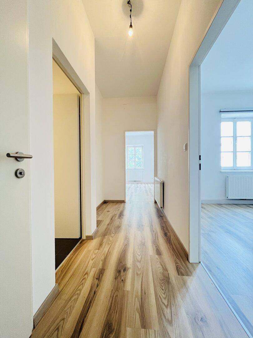 Vorraum / Garderobe
