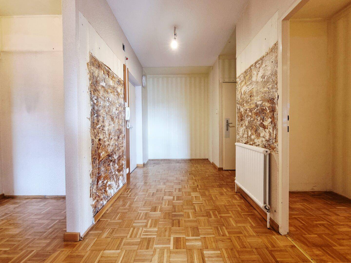 Vorzimmer / Garderoben / WC